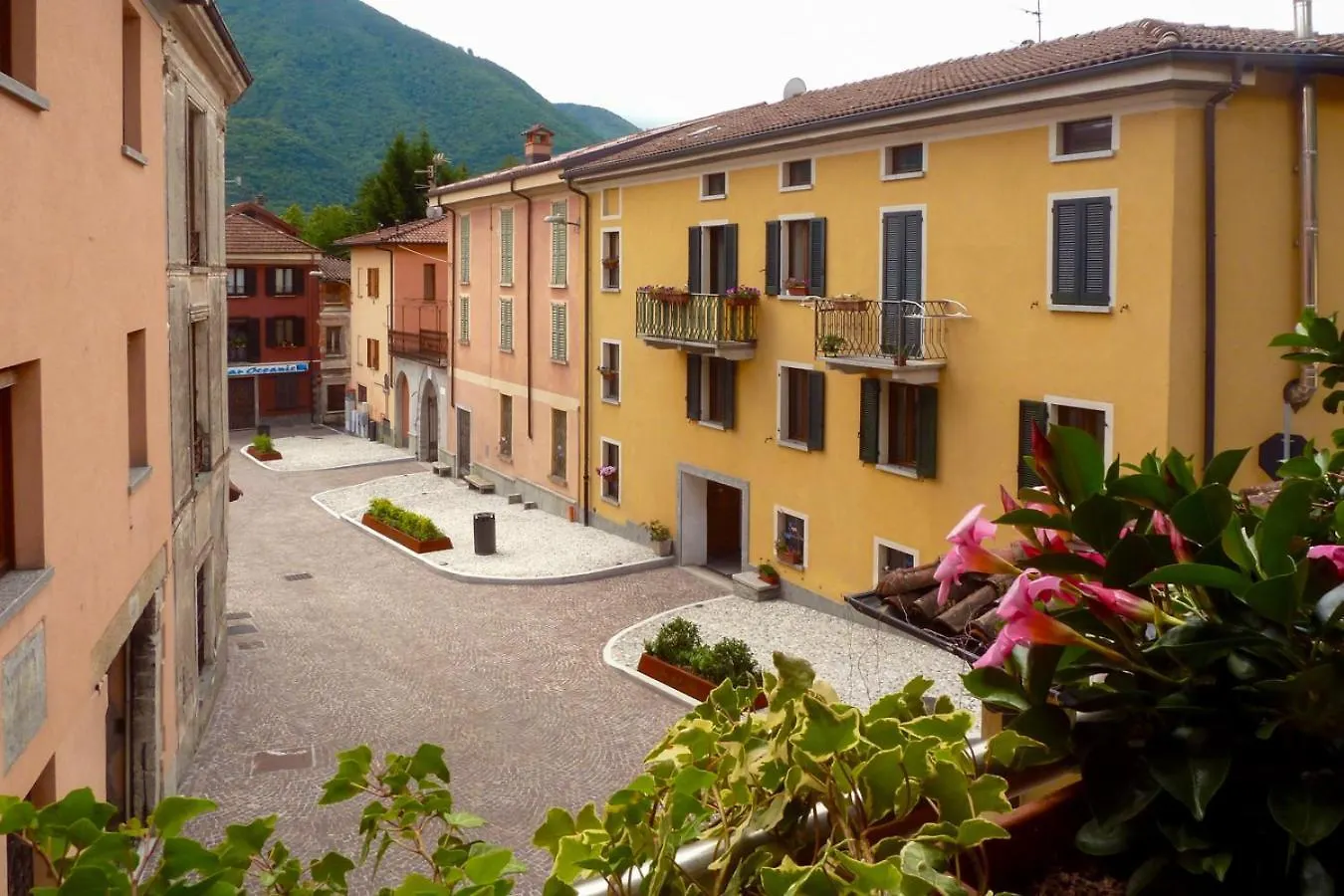Casa Bia Villa Porlezza Italy